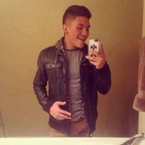 Meet your Posher, Justin